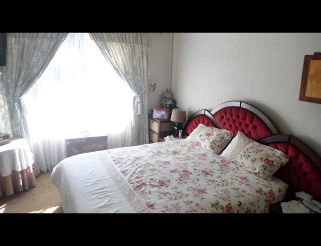 3 BEDROOM HOUSE SOLD IN HESTEAPARK
